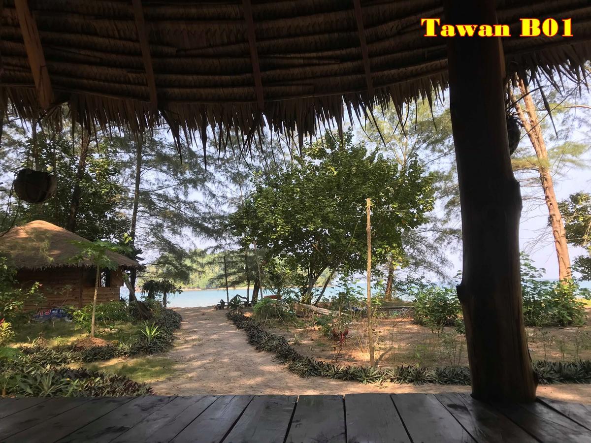 Tawan Bar And Bungalow Hotel Ko Phra Thong Exterior foto