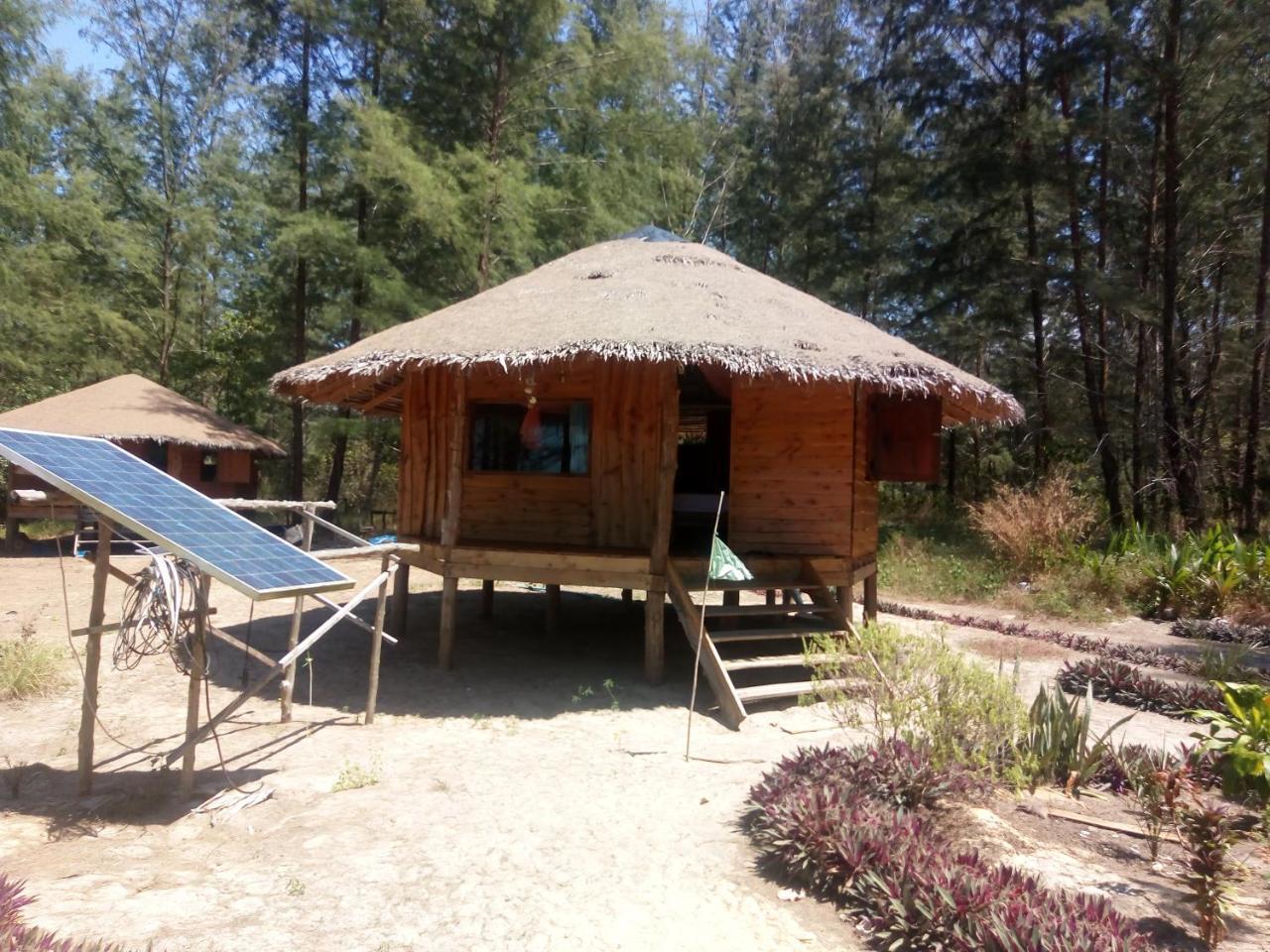 Tawan Bar And Bungalow Hotel Ko Phra Thong Cameră foto